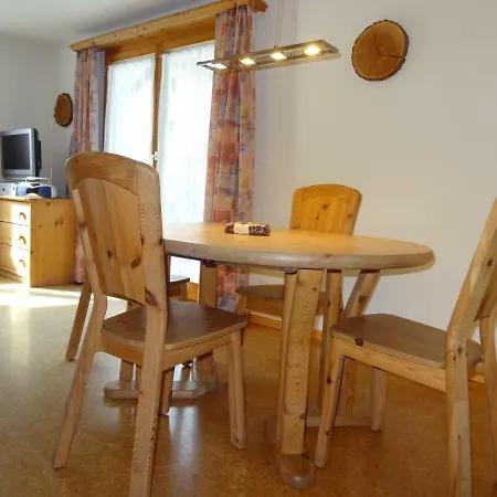 Apartment Crusch 32