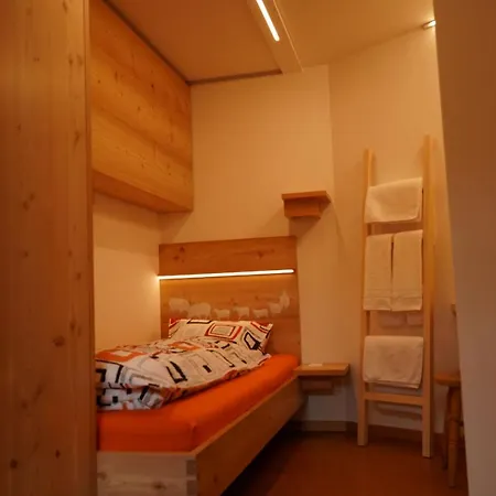 Crusch 32 Apartment *